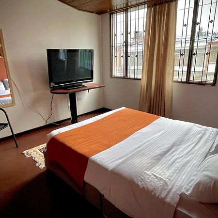 Way Maker 1 Hotel Bogotá Eksteriør billede
