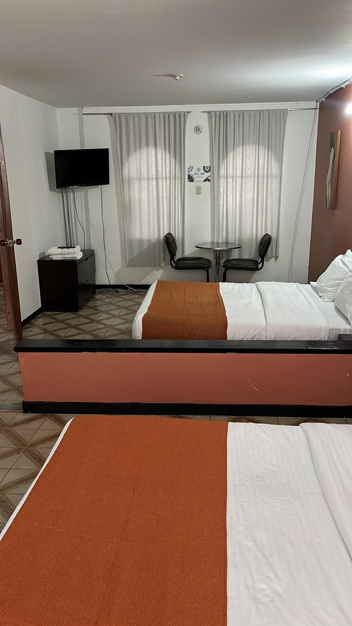 Way Maker 1 Hotel Bogotá Eksteriør billede