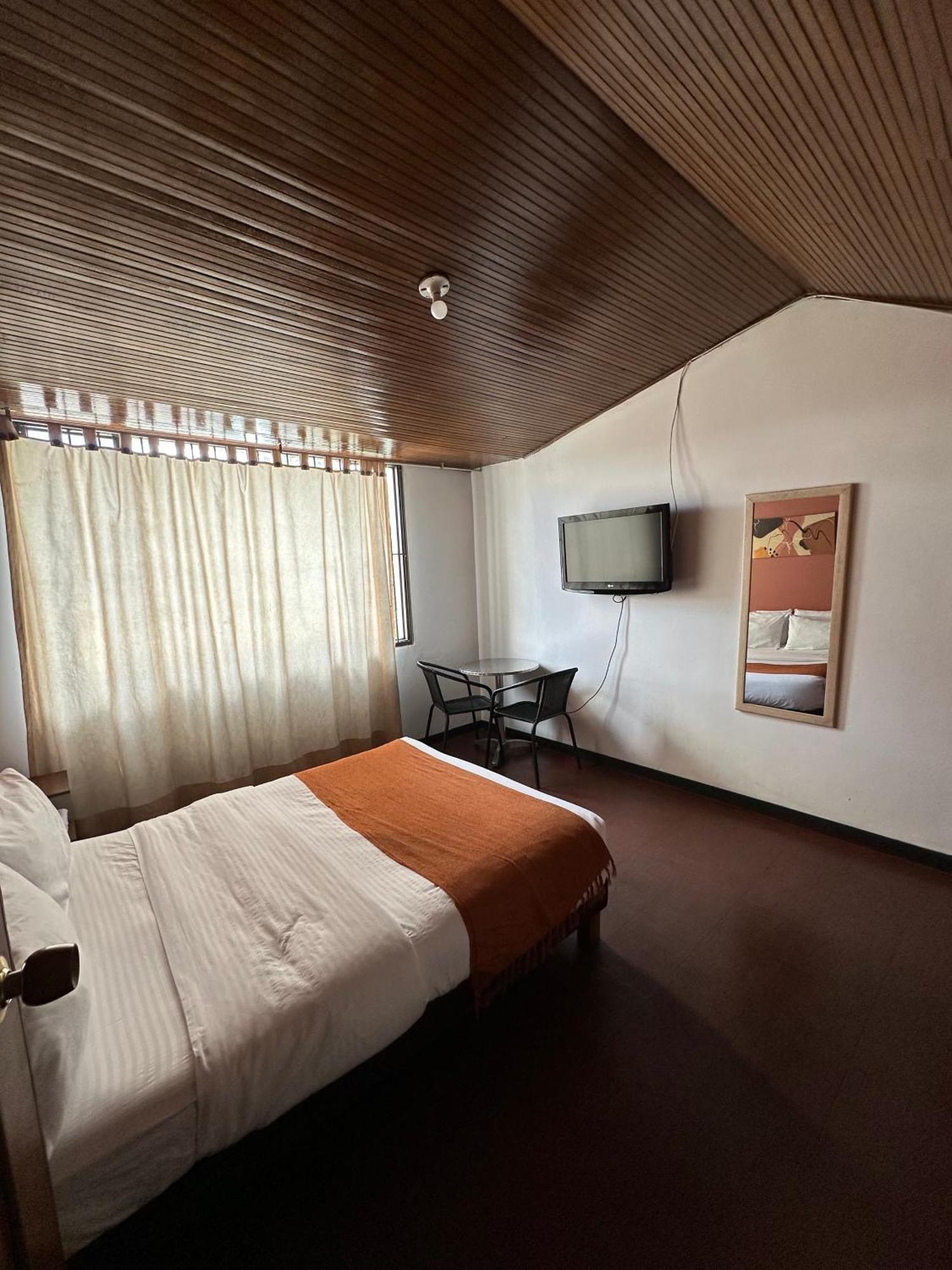 Way Maker 1 Hotel Bogotá Eksteriør billede