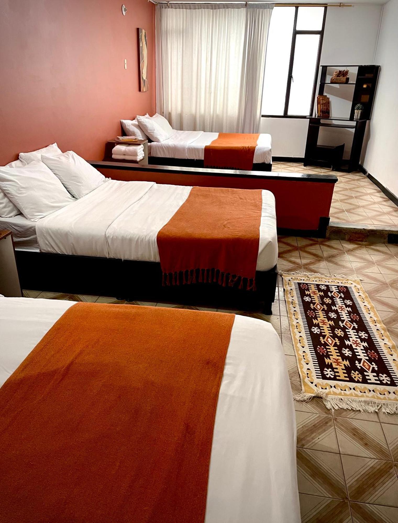 Way Maker 1 Hotel Bogotá Eksteriør billede