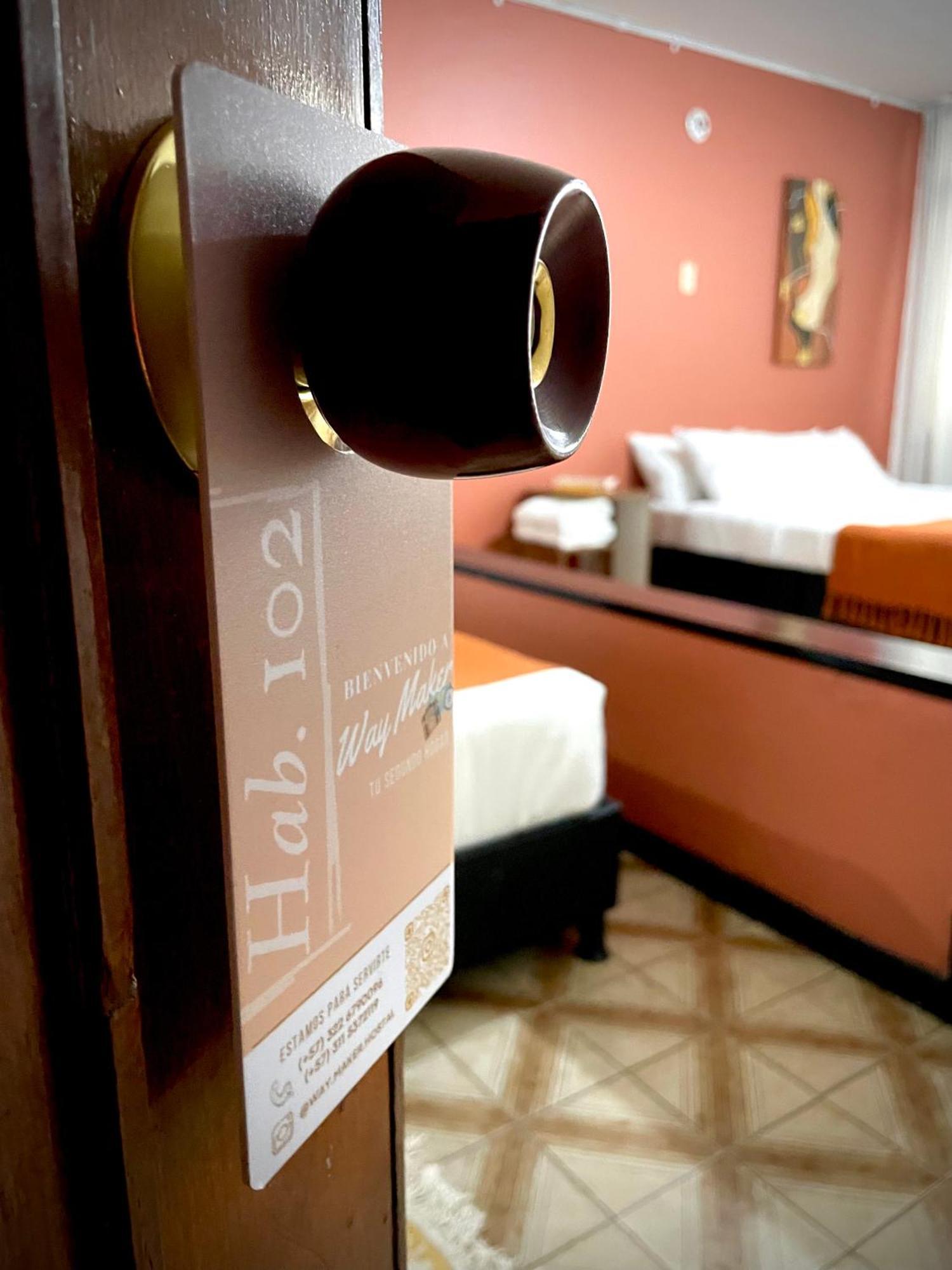 Way Maker 1 Hotel Bogotá Eksteriør billede