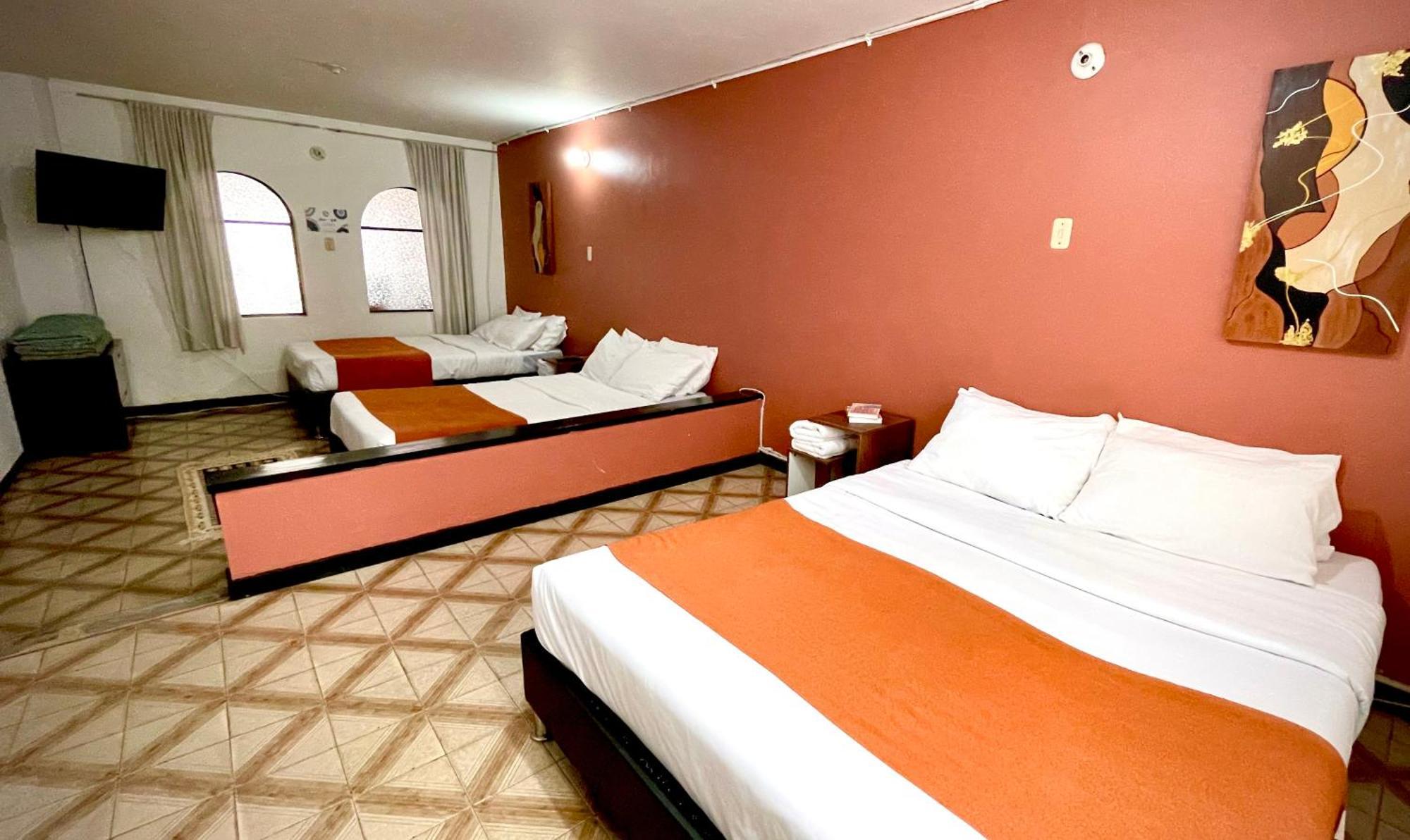 Way Maker 1 Hotel Bogotá Eksteriør billede